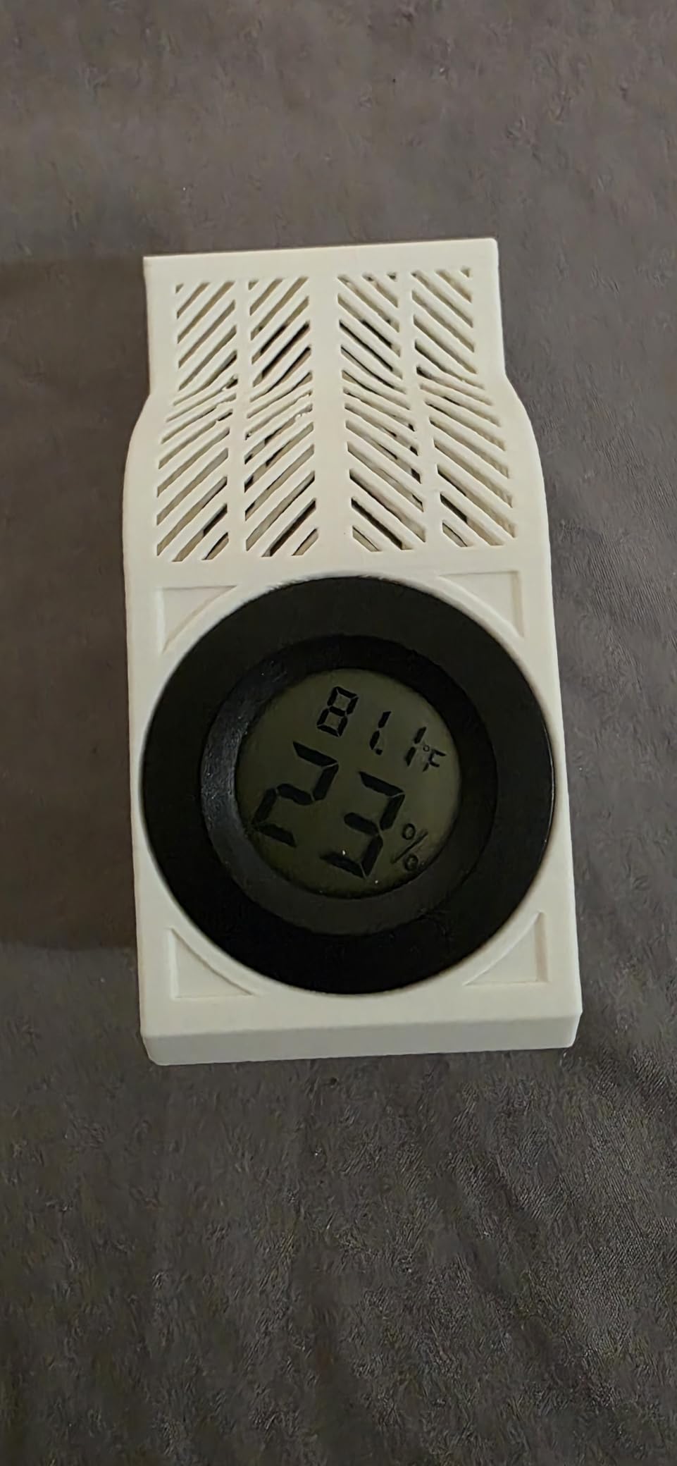 JEDEW 2 Pack Hygrometer Thermometer Digital Humidity Meter Indoor/Outdoor Humidity Monitor Reptile Thermo-Hygrometer for Greenhouse Humidors Terrarium Jars, Fahrenheit (℉) /Celsius(℃) (2) customer photo 1