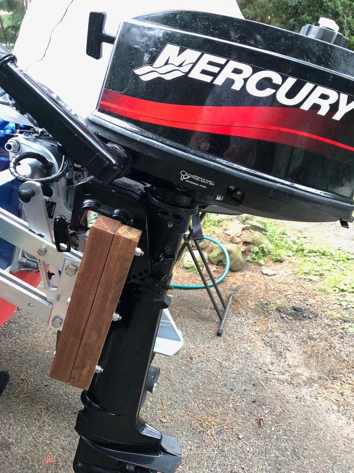 YaeMarine 7.5hp-20hp Heavy Duty Aluminium Marine Outboard Auxiliary Boat Motor Bracket(7953A) customer photo 1