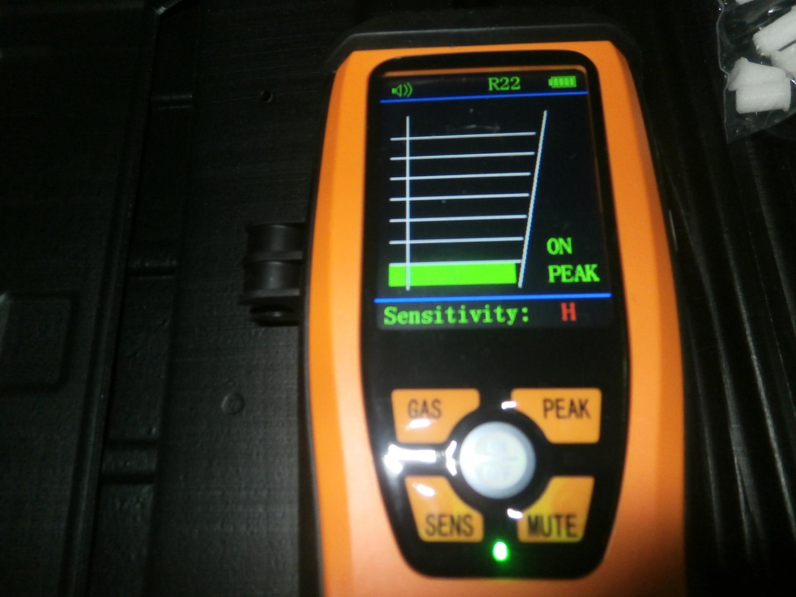 Elitech HVAC Refrigerant Leak Detector 10 Yrs Infrared Sensor Life Halogen Freon Sniffer, Air Conditioning Detection, Automotive Gas Finder, R22 R410A R134A R1234YF CFCs HCFCs HFCs, ILD-300 customer photo 1