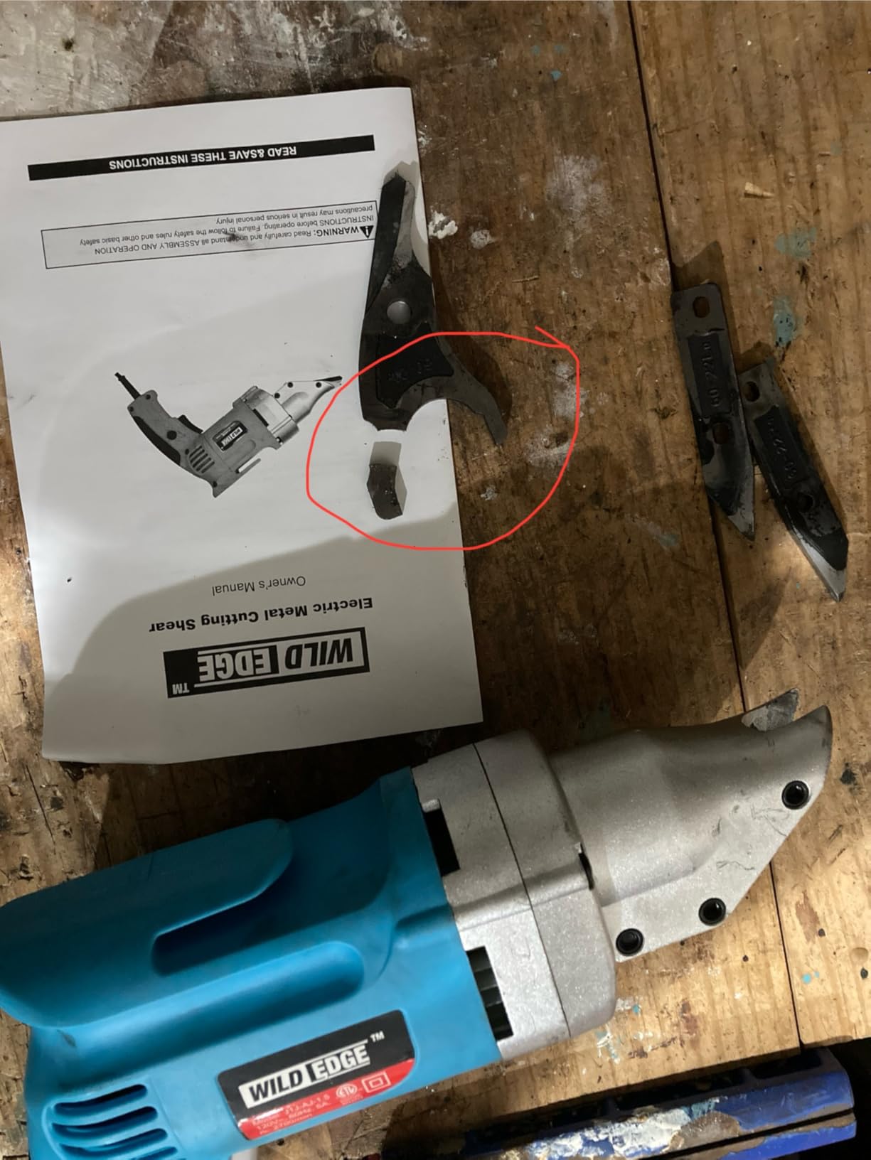 Electric Metal Shear, 14 Gauge 5.0 Amp Variable Speed Swivel Head Heavy Duty Sheet Metal Cutter customer photo 1