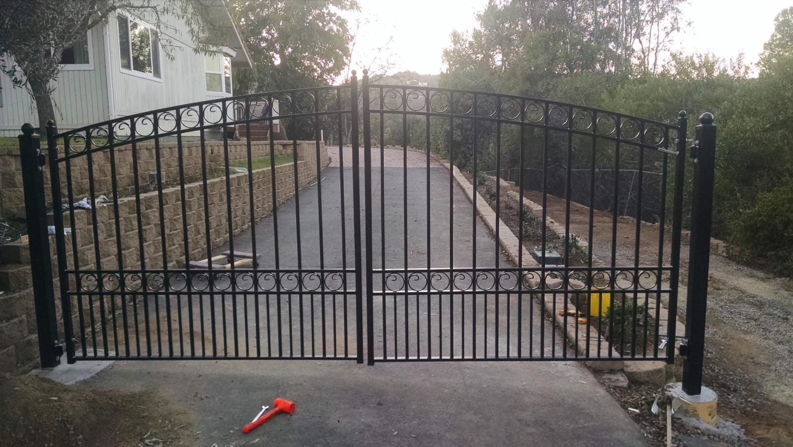 ALEKO Dual Swing Driveway Gate (14x6 Paris) DG14PARD | Anti-Rust Galvanized Steel, Outdoor Fence Security Barrier customer photo 2