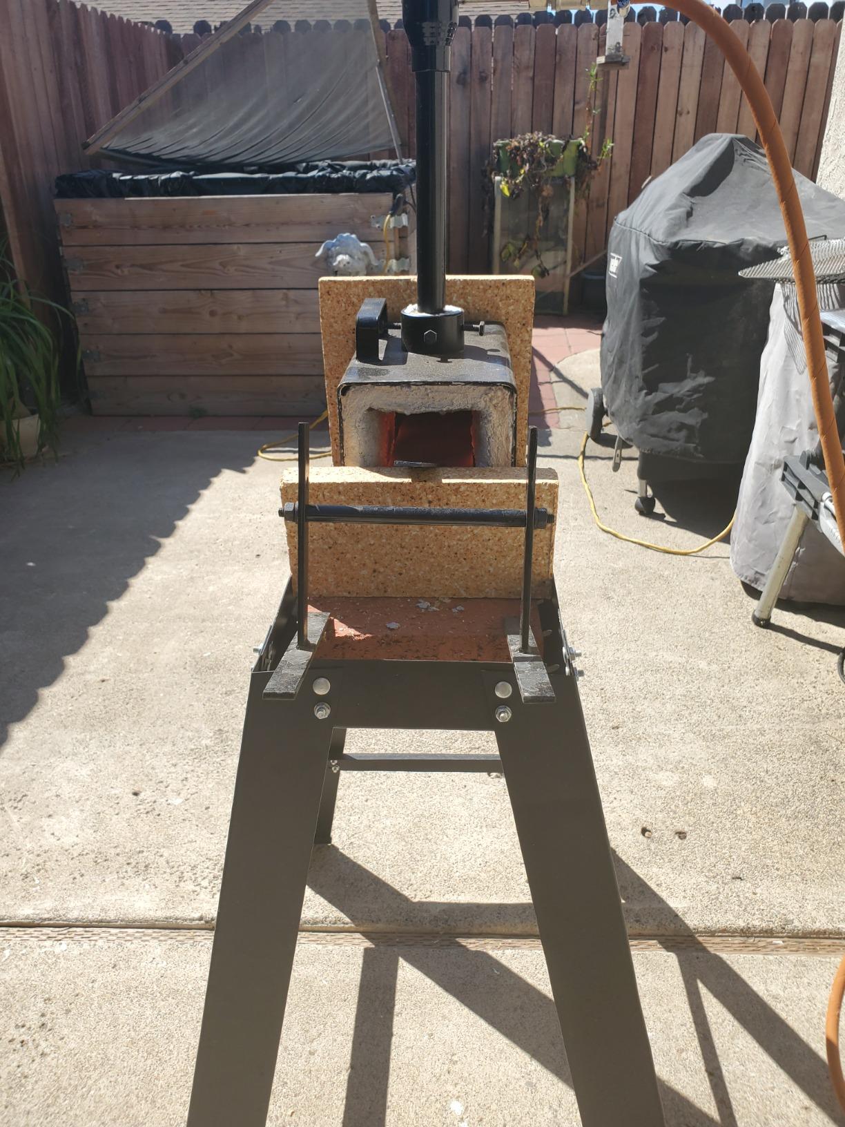 Simond Store -Single Burner Portable Metal Propane Forge - Blacksmith Forge customer photo 2