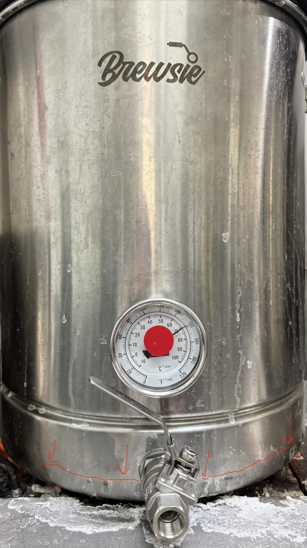 BREWSIE Stainless Steel Home Brew Kettle w/Dual Filtration. Equip with False Bottom Thermometer and Ball Valve for Brewing (8 Gal/ 32 QT)… customer photo 1