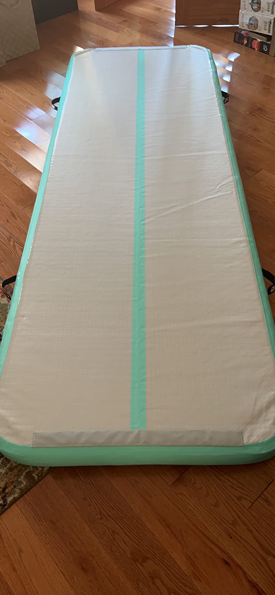 AKSPORT Gymnastics Air Mat Tumble Track Tumbling Mat Inflatable Floor Mats with Air Pump for Home Use/Tumble/Gym/Training/Cheerleading/Parkour/Beach/Park/Water customer photo 2