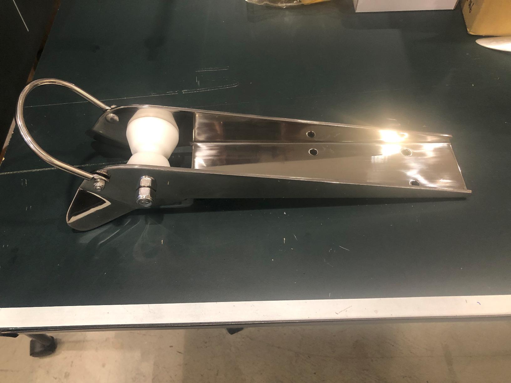 Mxeol Marine Bow Roller 19