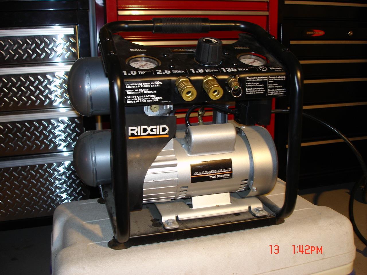 Metabo HPT Quiet Air Compressor, Portable 1 Gallon Oil-Free, EC28M customer photo 2