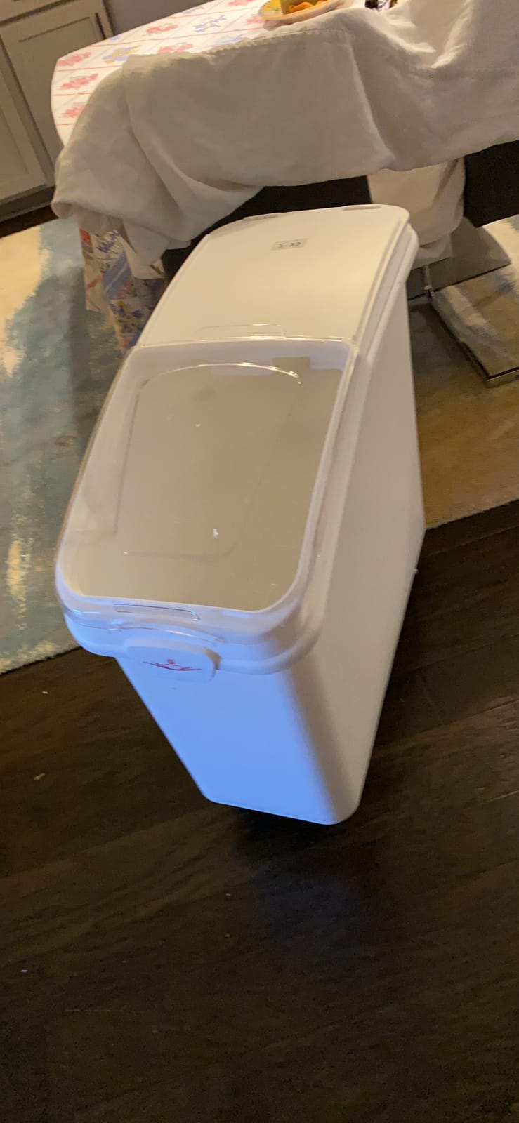 VEVOR Ingredient Bin with Scoop 21 Gallon, 400 Cup Rice Storage Container customer photo 2