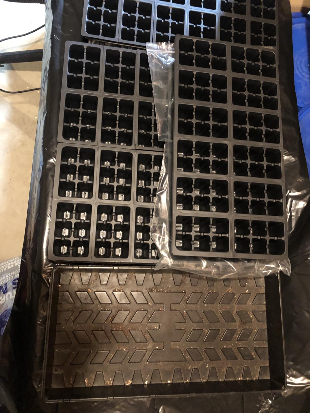 Handy Pantry Black Plastic Garden Tray Inserts – 10 Sheets, 72 Planting Pot Cells Each – 2x3 Nested x12 Configuration – Ideal for Nursery, Greenhouse, Seed Starting, and Vegetable Gardening customer photo 1