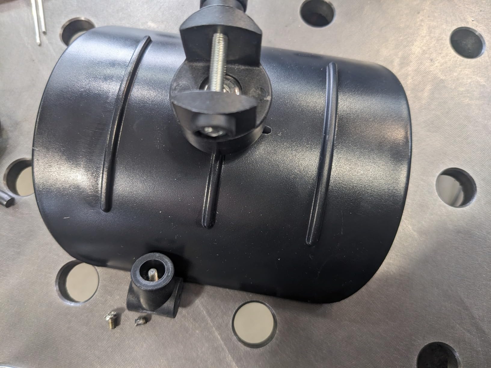 Strong Hand Tools Fully Articulated Arm Rest, Fully Adjustable, Welding/Fabrication, ARA18 customer photo 1