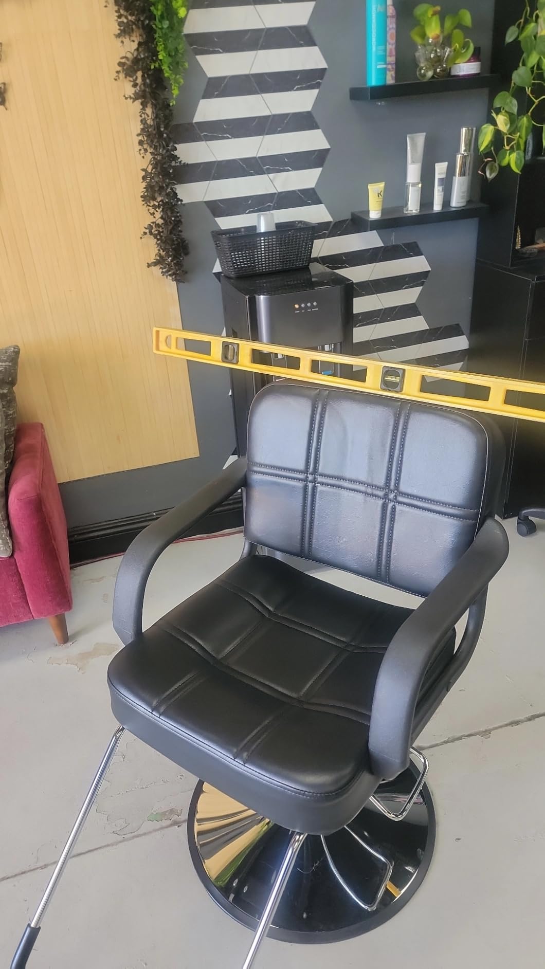 Artist hand Hydraulic Barber Chair Salon Chair for Hair Stylist | Adjustable Height, 360 Swivel, High Pump, Wide Seat, Professional Stylist Chairs, Beauty Salon Equipment customer photo 1
