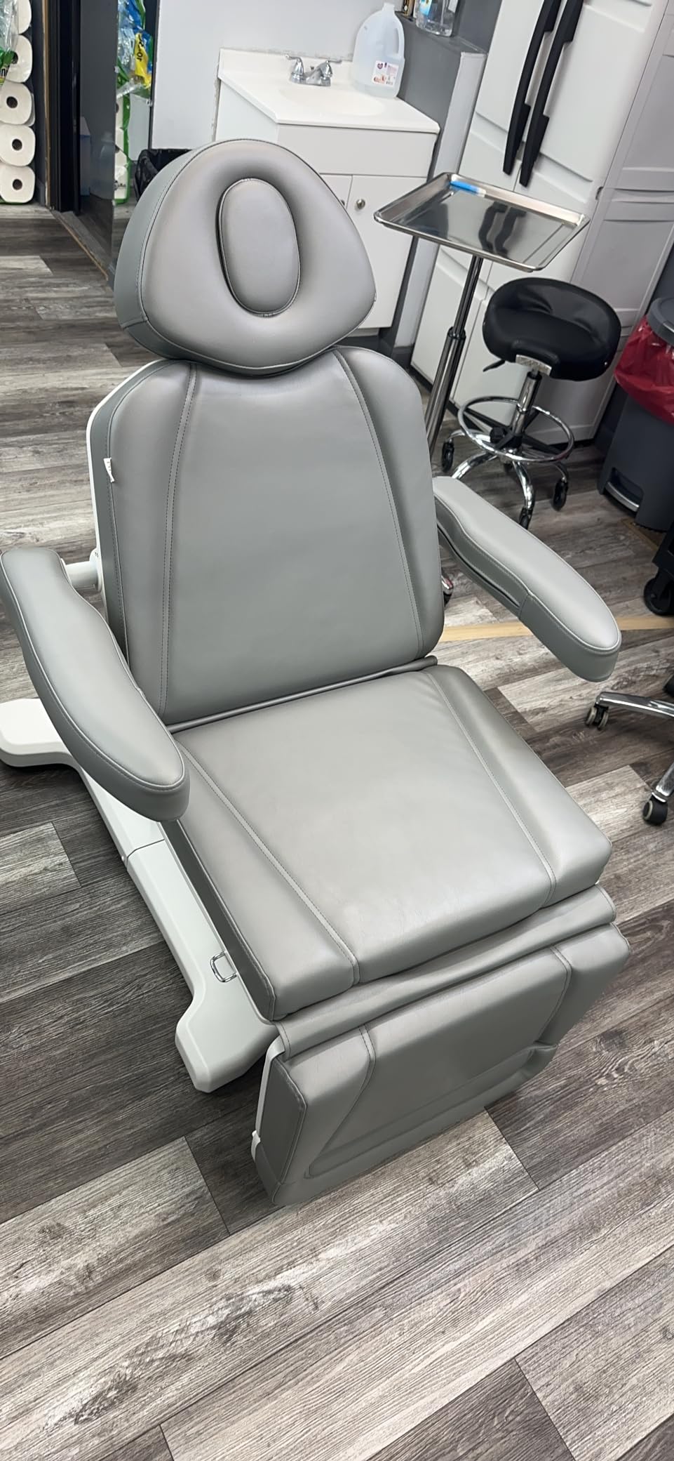 Dir Medical Spa Chair Facial Beauty Dental Podiatry Doctors Examination Chair PAVO customer photo 1