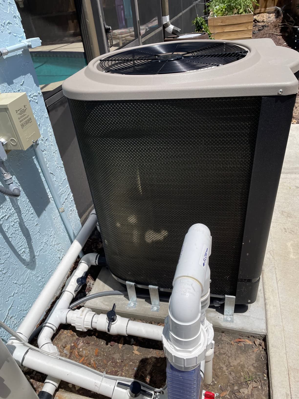 Hayward HeatPro Pool Water Heat Pump Heater for Inground Pools, 140,000 BTU customer photo 1