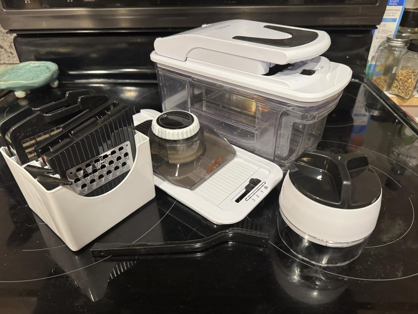 Fullstar Pro XL Vegetable Chopper & Mandoline Slicer w Pull-Out Catch Tray customer photo 2