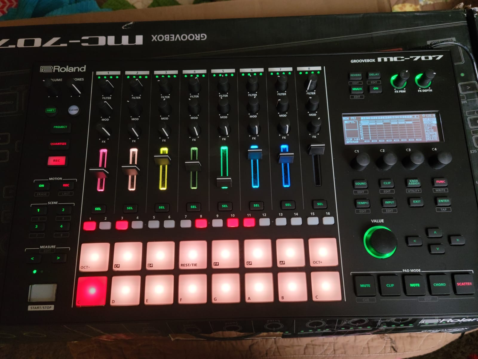 Roland MC-101 Groovebox Compact Music Production Workstation customer photo 1