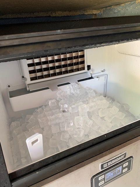 EUHOMY Commercial Ice Maker Machine, 100lbs/24H Stainless Steel Under Counter ice Machine with 33lbs Ice Storage Capacity, Freestanding Ice Maker. customer photo 1