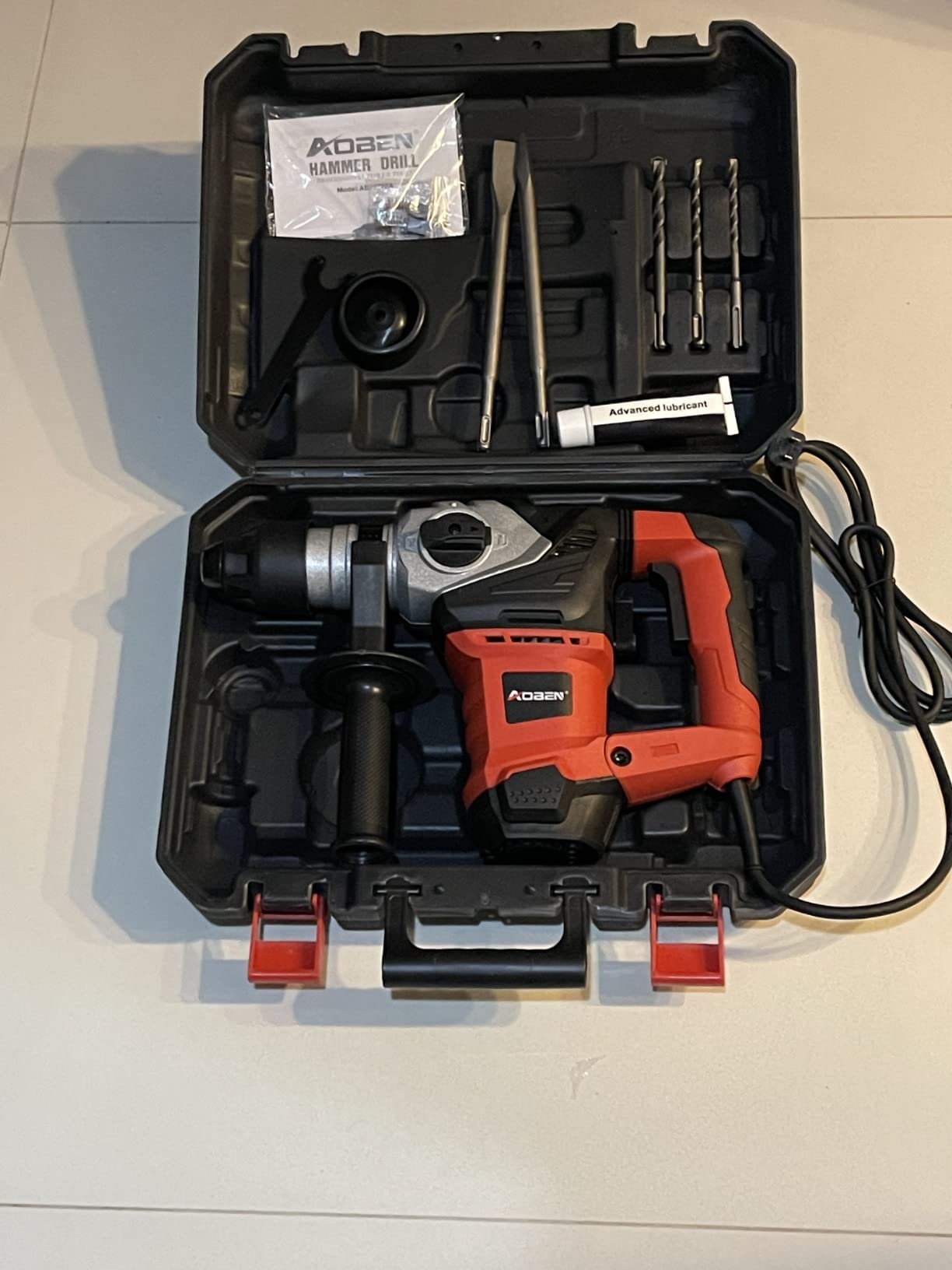 AOBEN Rotary Hammer Drill with Vibration Control and Safety Clutch,13 Amp Heavy Duty 1-1/4 Inch SDS-Plus Demolition Hammer for Concrete-Including 3 Drill Bits,Flat/Point Chisels. customer photo 1