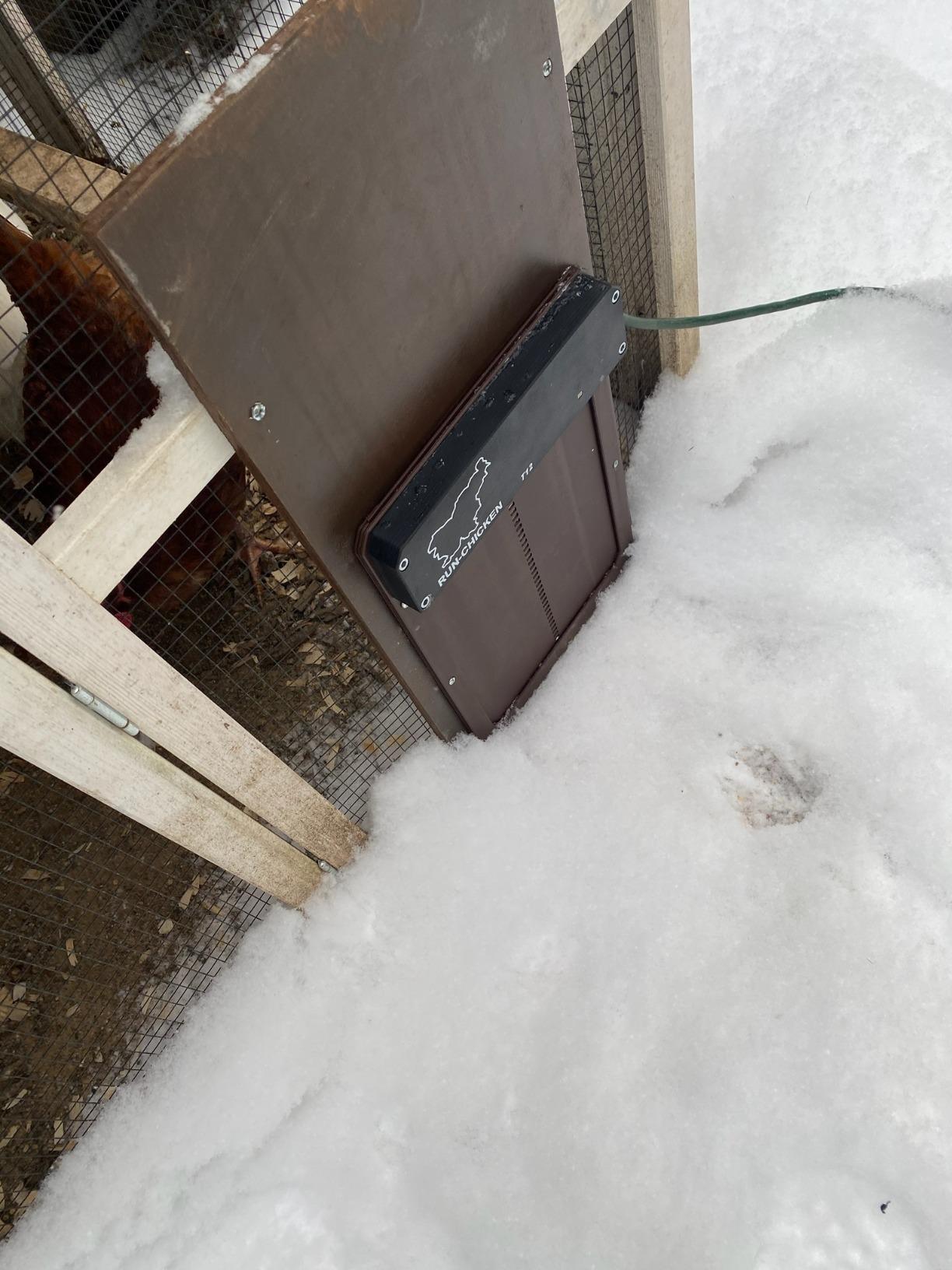 RUN-CHICKEN Door T50 - Automatic Chicken Coop Door Opener, Battery Powered & Weatherproof Aluminum, Smart App & Timer Control, Predator Proof, Easy Install, Reliable All-Season Performance (Brown) customer photo 2