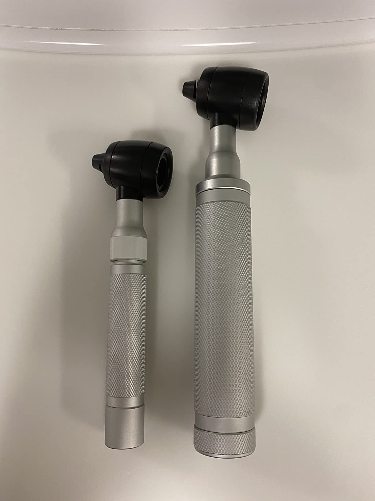 5th Gen Dr Mom Professional Otoscope - Full-Size with Our Largest Lens, Complete with Batteries and Hard Travel Case customer photo 1