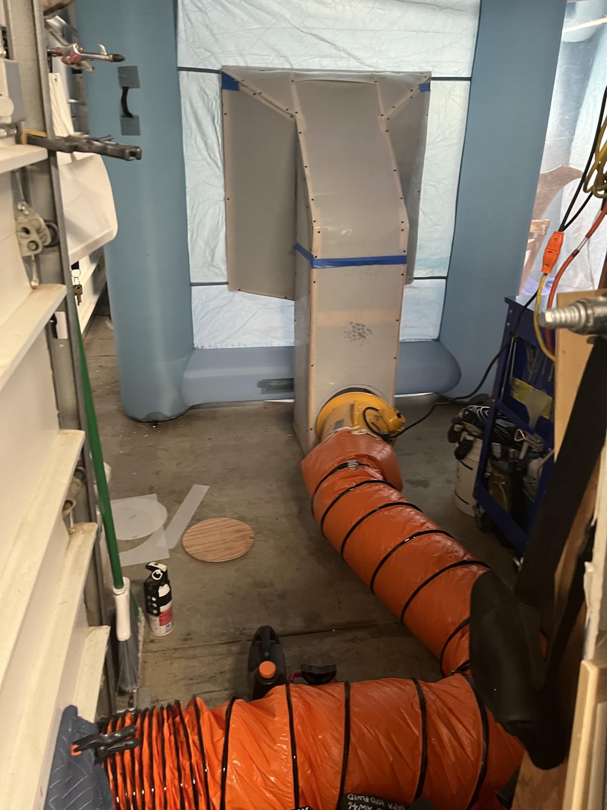 VEVOR Explosion Proof Fan 12 Inch, 550W, Industrial Portable Ventilator Blower/Exhaust with 9.8ft Light Cord -No Plug customer photo 1