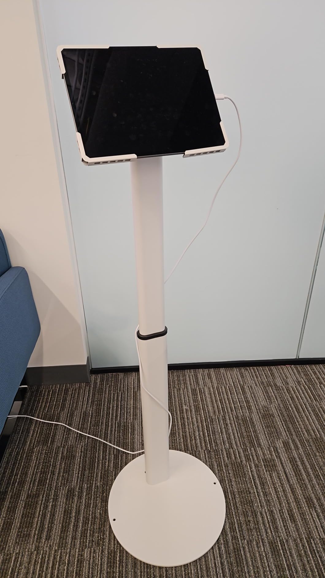 Mount-It! Anti-Theft Universal Tablet Floor Stand Kiosk, Locking Enclosure for iPad, Galaxy Tab & Surface Pro 9.7