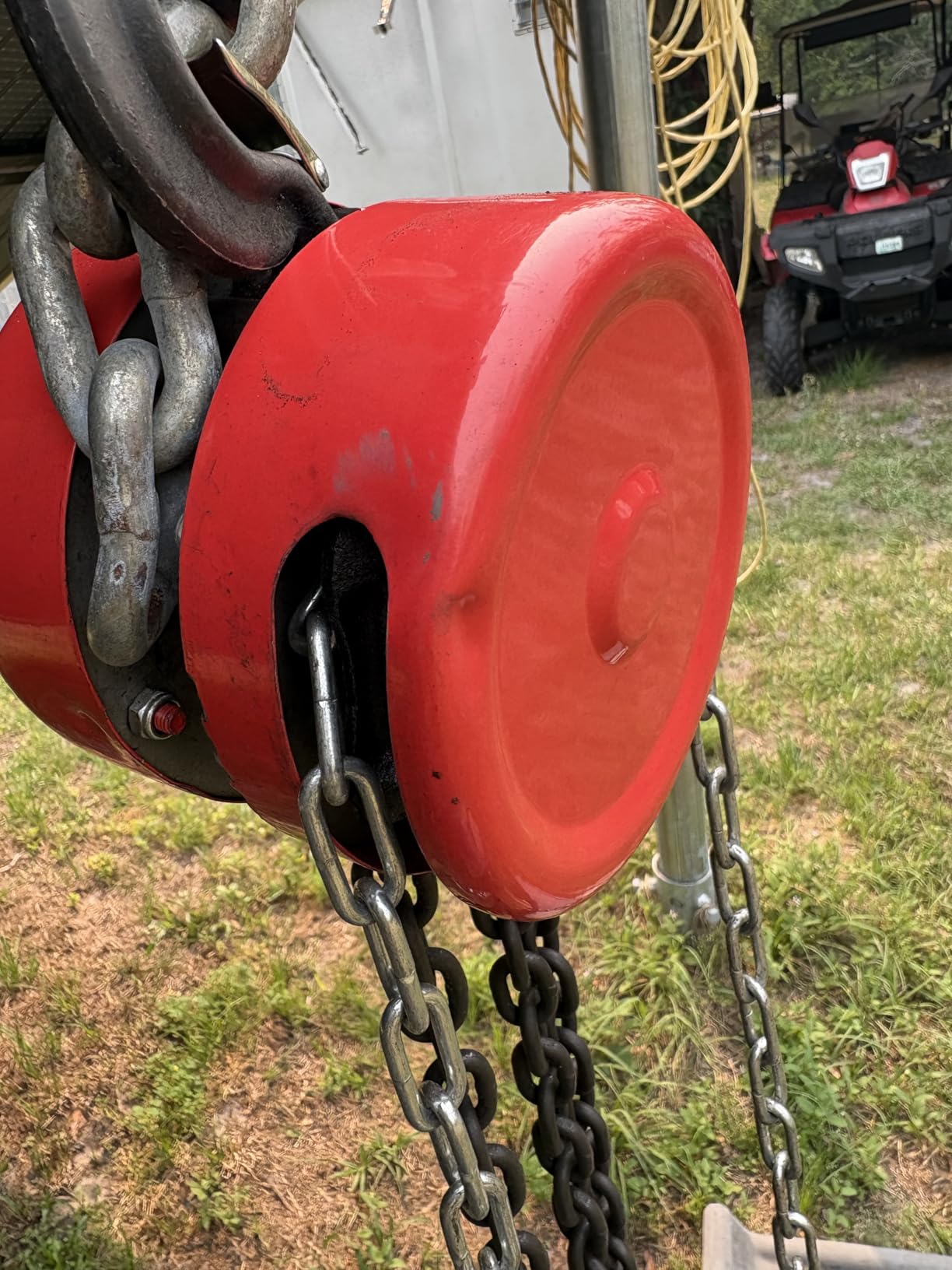 SPECSTAR Hand Chain Hoist 1 Ton 2200 Lbs Capacity 10 Feet with 2 Hooks | Heavy Duty Manual Chain Fall for Warehouse Building Automotive Machinery Red customer photo 2