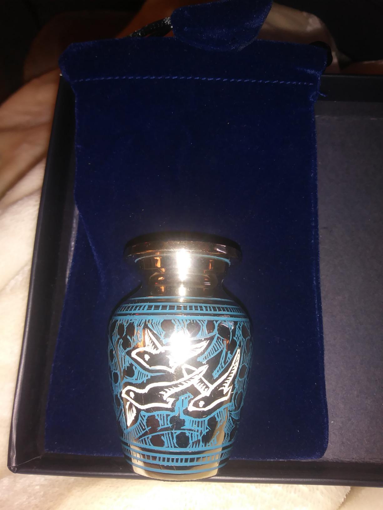 Trupoint Memorials Cremation Urns for Human Ashes for Male or Female, Funeral Memorial Urns for Men & Women, Blue Birds, Adult (200LB) customer photo 1