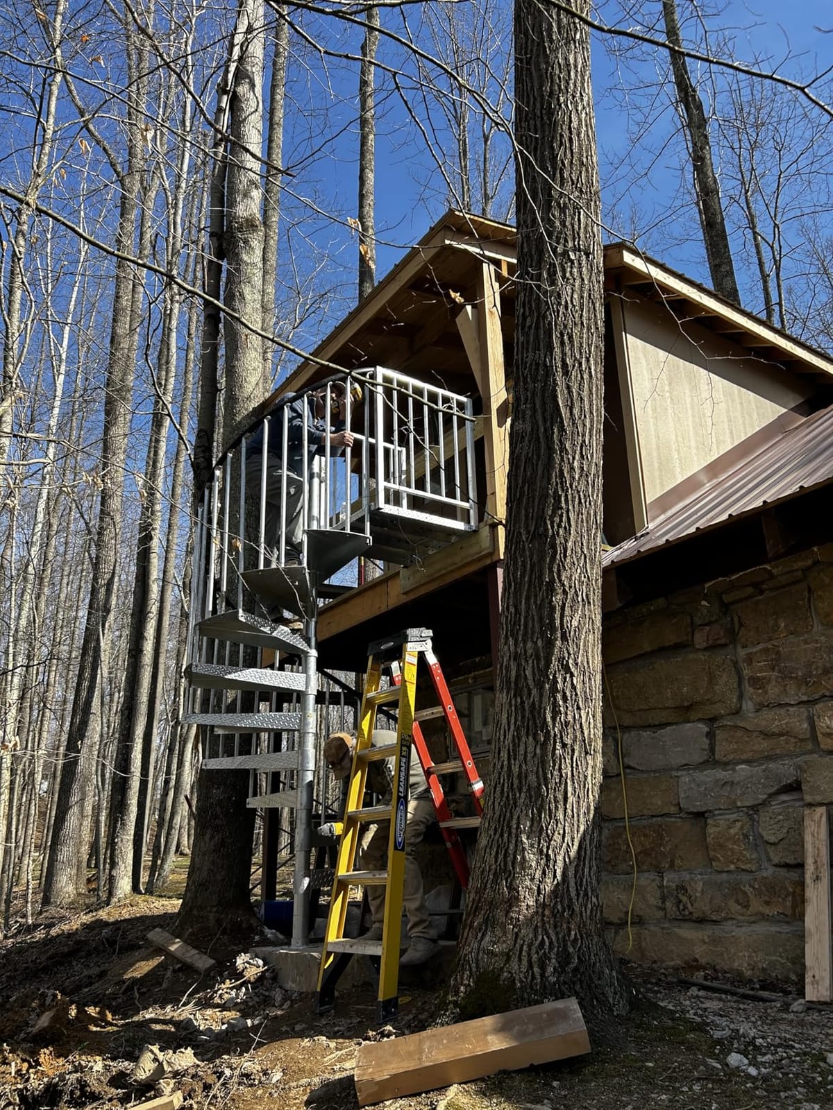 Reroute Galvanized Exterior 60in Diameter, Fits Height 127.5in - 142.5in, 2 36in Tall Platform Rails Spiral Stair Kit customer photo 1