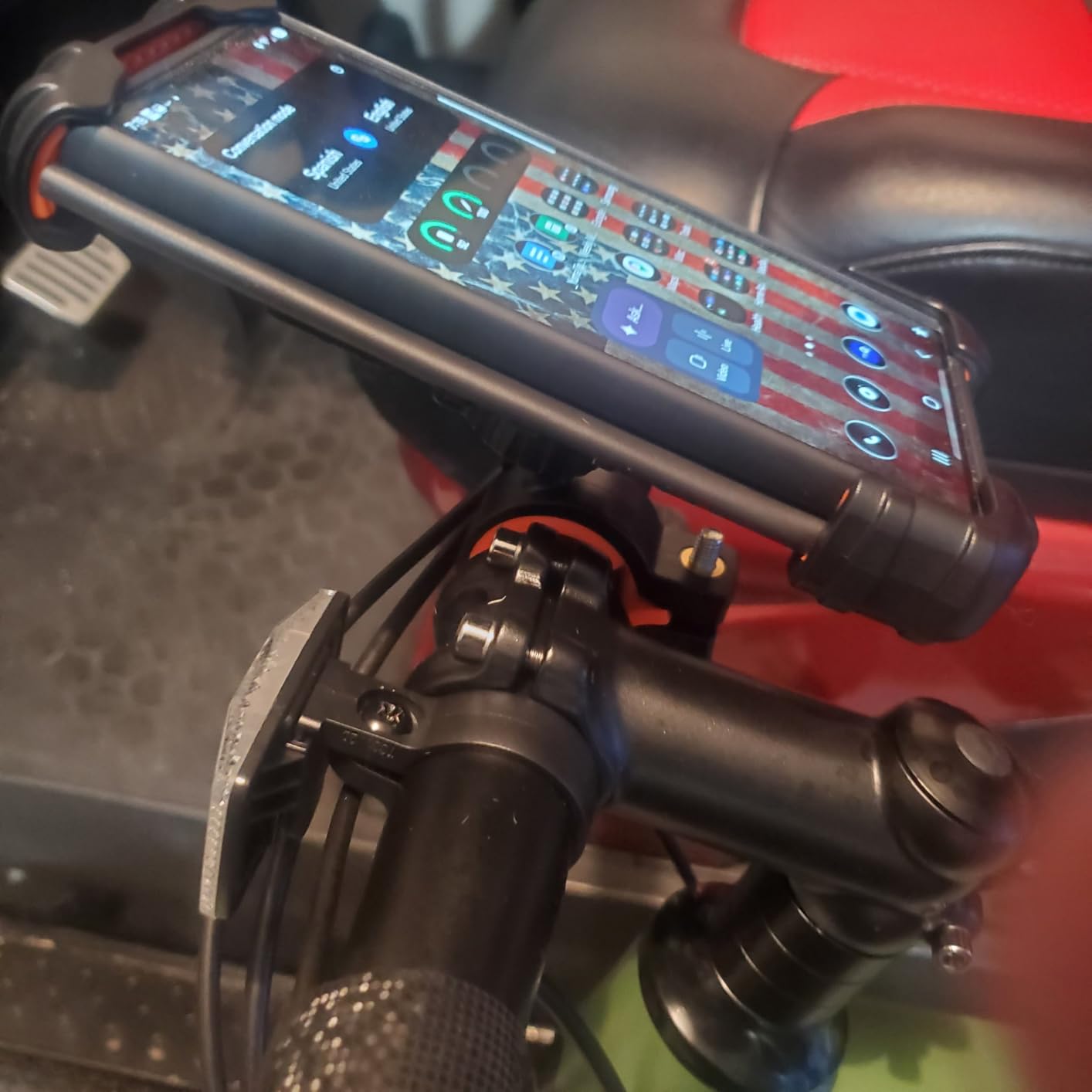 Lamicall Bike Phone Holder Motorcycle Mount - One-Hand Operation, Lockable customer photo 1