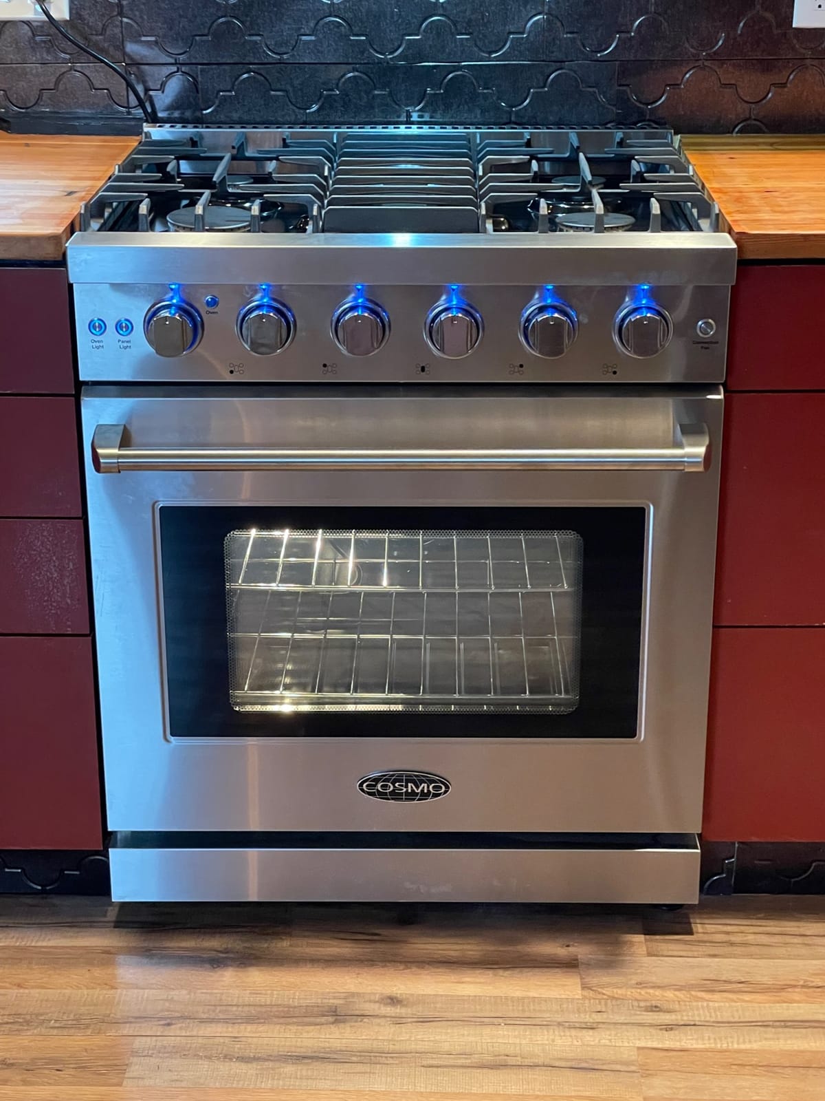 30 in. Haven Coll 4.8 cu ft 5 Burner Gas Range, Convection, Stainless Steel customer photo 1