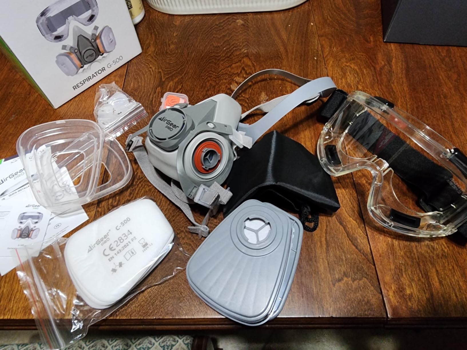 AirGearPro G-500 Reusable Respirator Mask with A1P2 Filters | Anti-Dust Mask Ideal for Painting, Woodworking, Construction, Sanding, Spraying, Chemicals, DIY customer photo 1