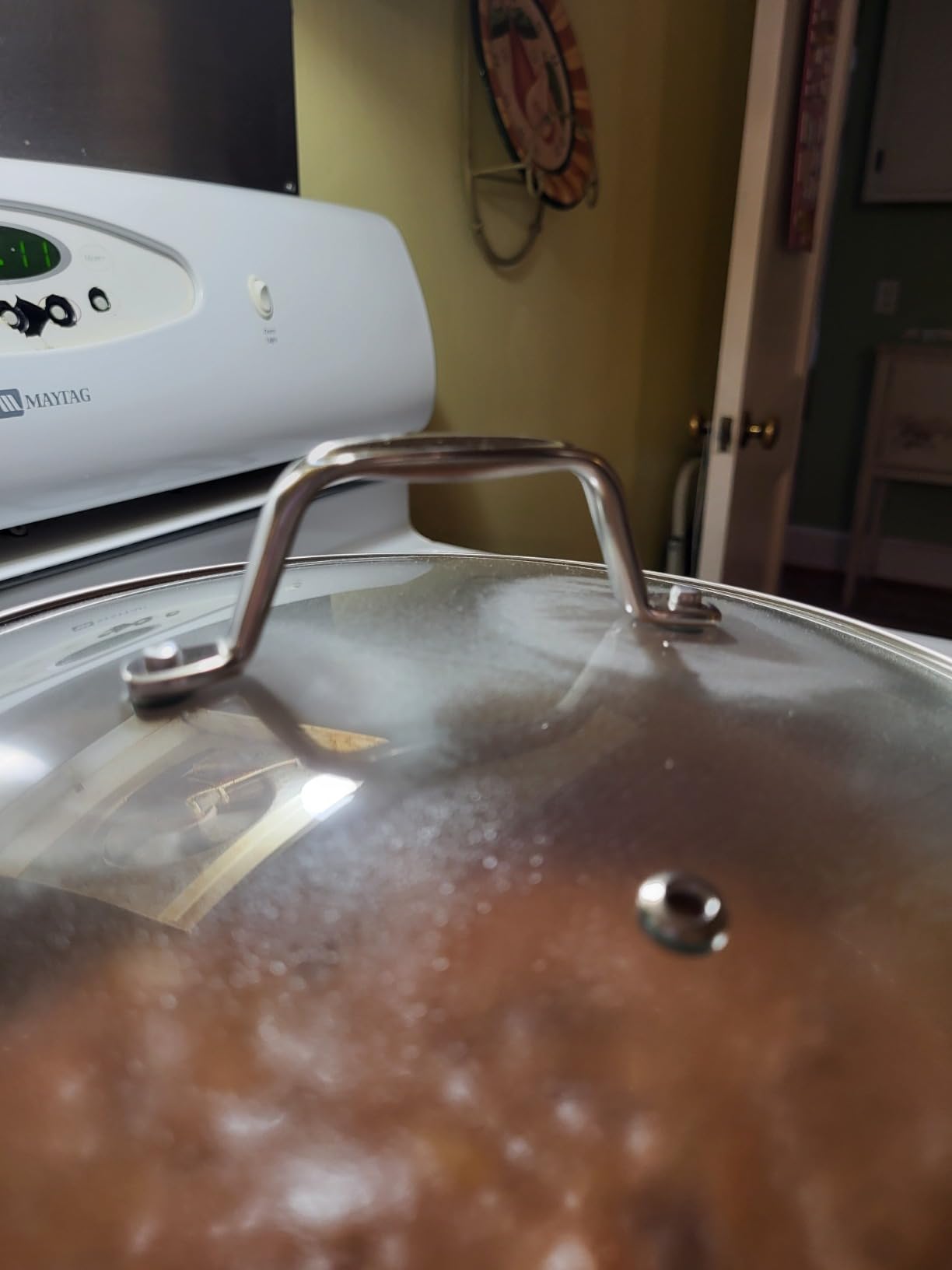 NutriChef 19-Quart Stainless Steel Stockpot – 18/8 Food Grade Heavy-Duty Induction-Compatible Pot with See-Through Lid, Ideal for Stews, Broths, Simmering & Soups, Dishwasher Safe – NCSP20 customer photo 1