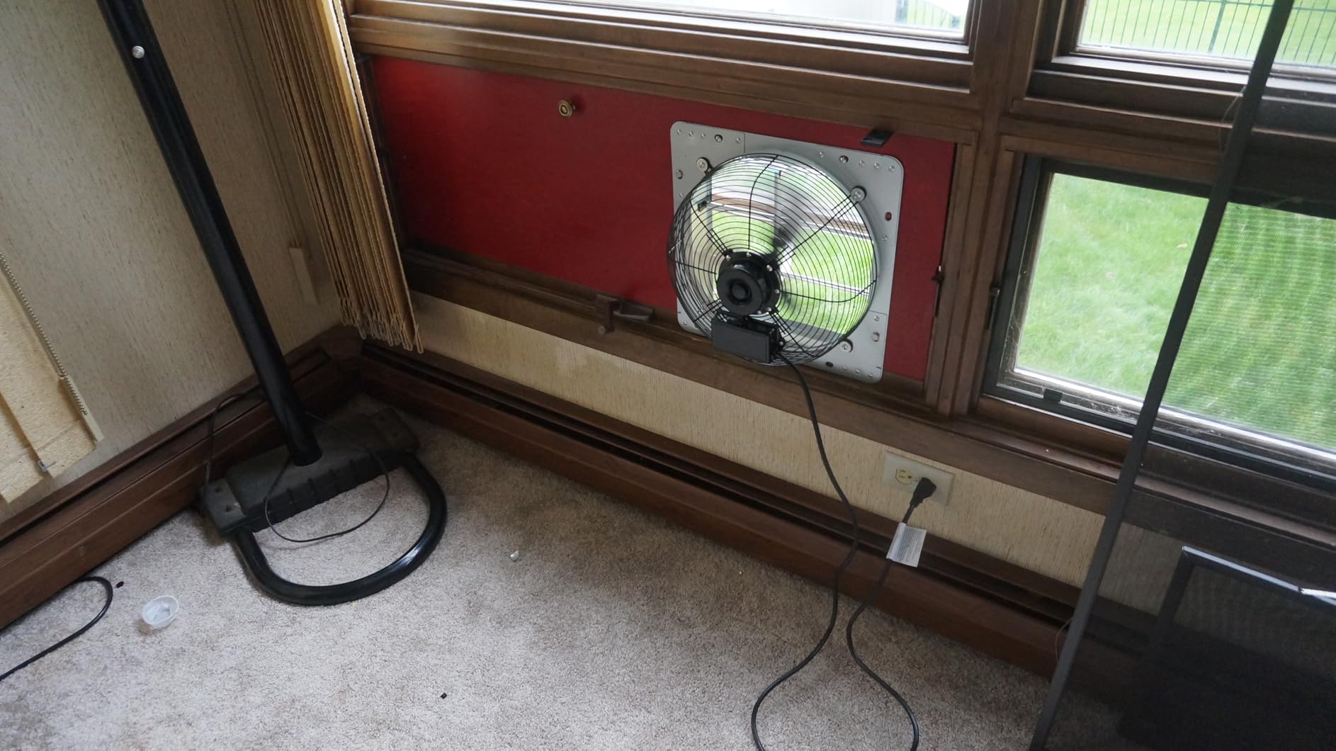 KEN BROWN 12 Inch Shutter Exhaust Fan Wall Mounted,Aluminum with 1.65 Meters Power Cord Kit,High Speed 1450CFM,Vent fan for Commercial,Greenhouse,Attic,Shed,Shop customer photo 1