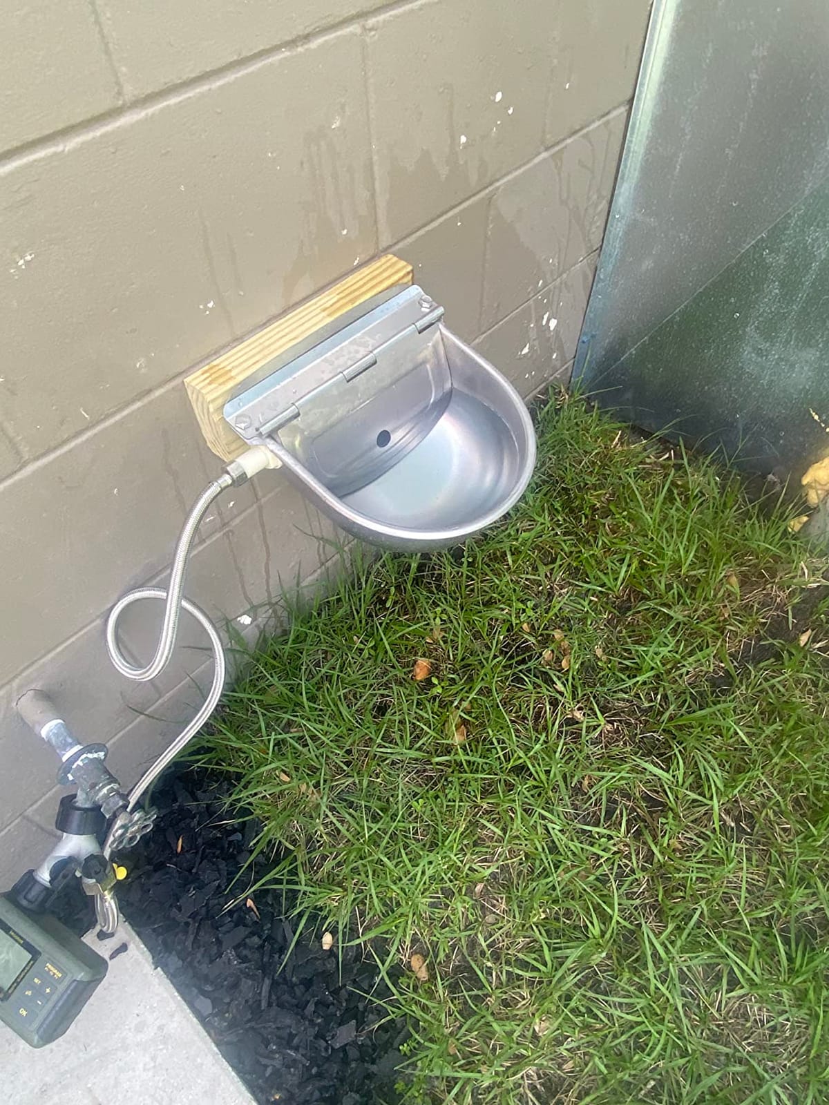 304 Stainless Steel Automatic Livestock Waterer with Float Valve and 39 inch Water Hose(one end 3/4''), Automatic Animal Water Bowl for Dogs,Horse,Calf,Chicken,Goat, Livestock Horse Waterer Dispenser customer photo 1