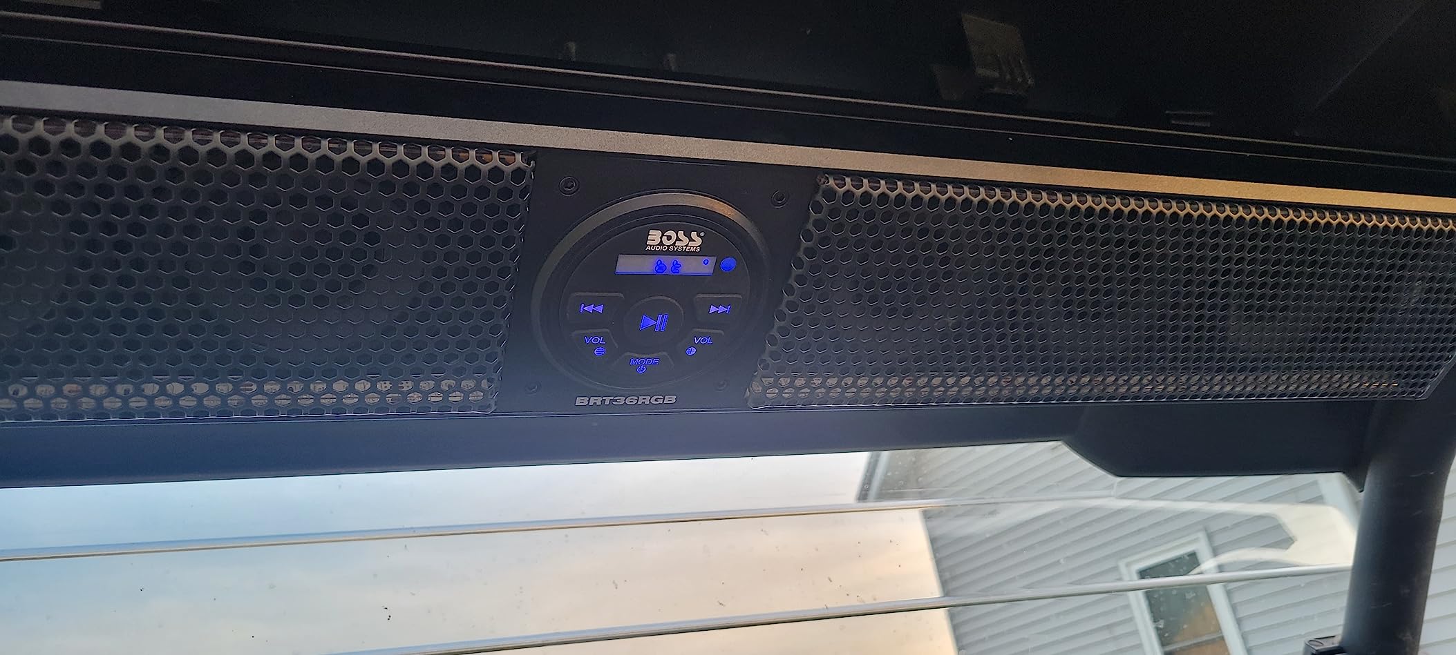 BOSS Audio Systems BRT36RGB ATV UTV Sound Bar - 36 Inches Wide, 4 inch Speakers, Full Range, 1 Inch Tweeters, IPX5 Weatherproof, Bluetooth, Built-in Amplifier, USB Port, Multicolor Illumination customer photo 1