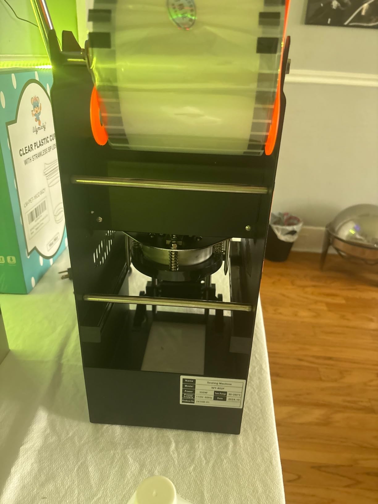 JIAWANSHUN Manual Cup Sealing Machine Electric Cup Sealer for Bubble Boba Milk Tea Cup Sealer for Height 170mm φ90mm/95mm Plastic and Paper Cup (110V) customer photo 2