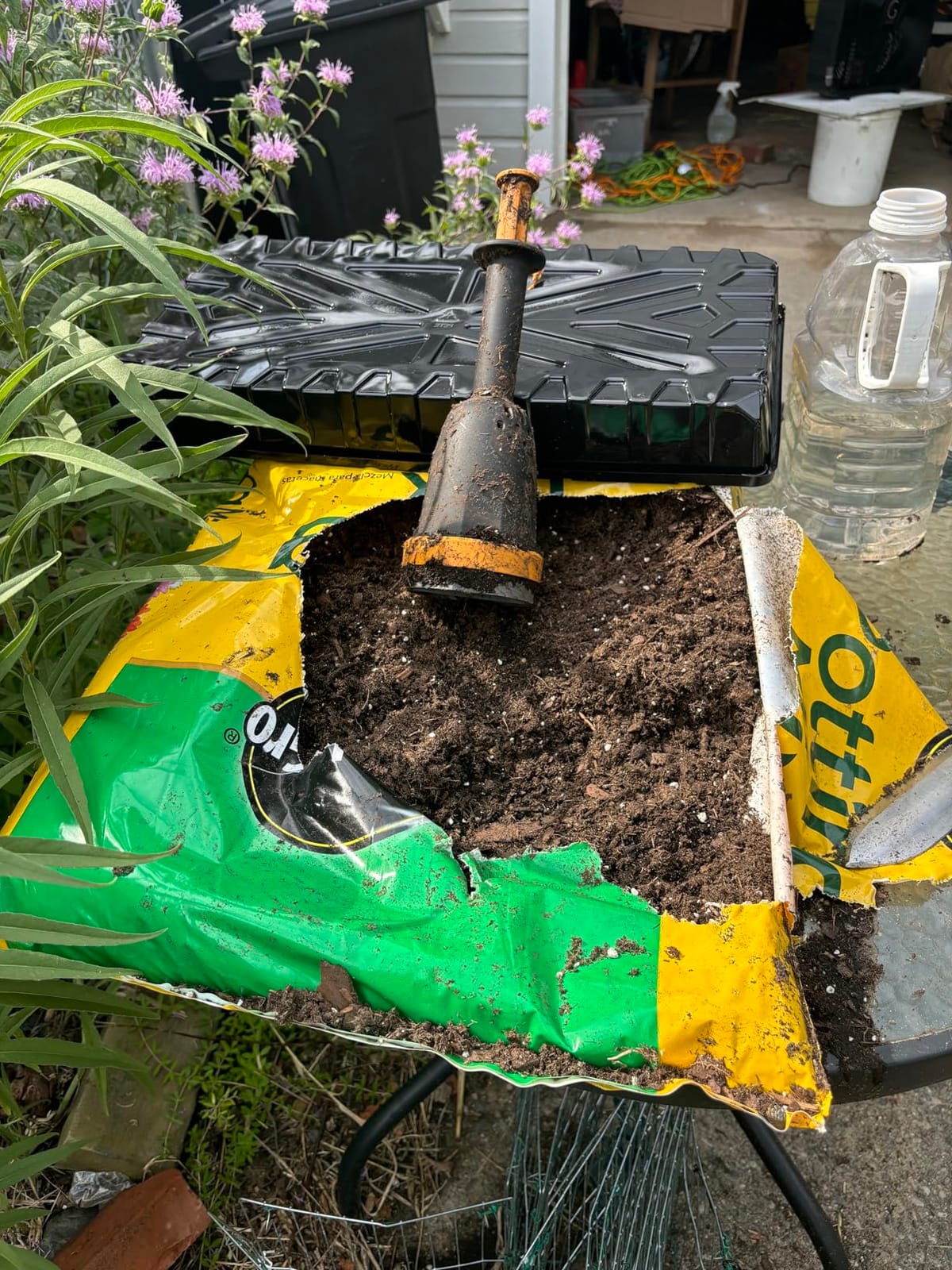 Fiskars Garden Soil Block Maker for Plant Seeds with Natural Air Pruning customer photo 2