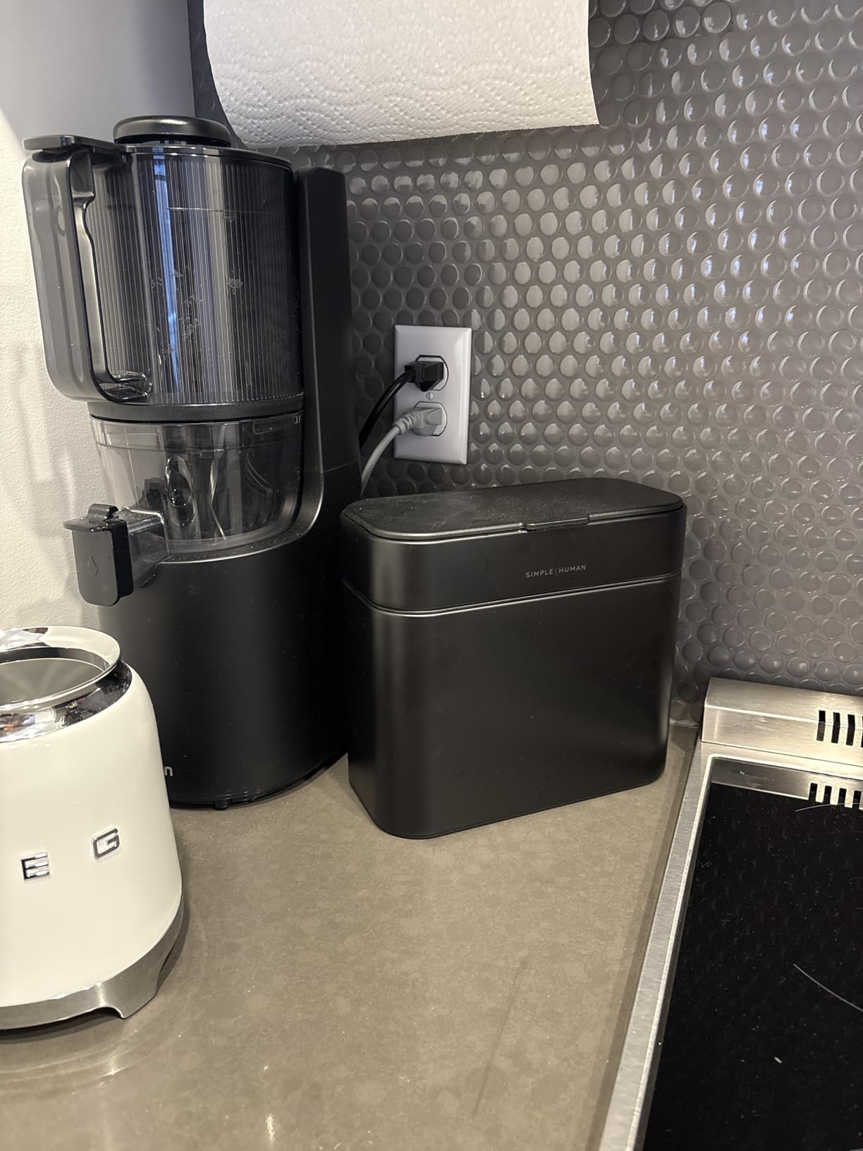 simplehuman Compost Caddy, Detachable and Countertop Bin, 4 Liter / 1.06 Gallon, Brushed Stainless Steel customer photo 2