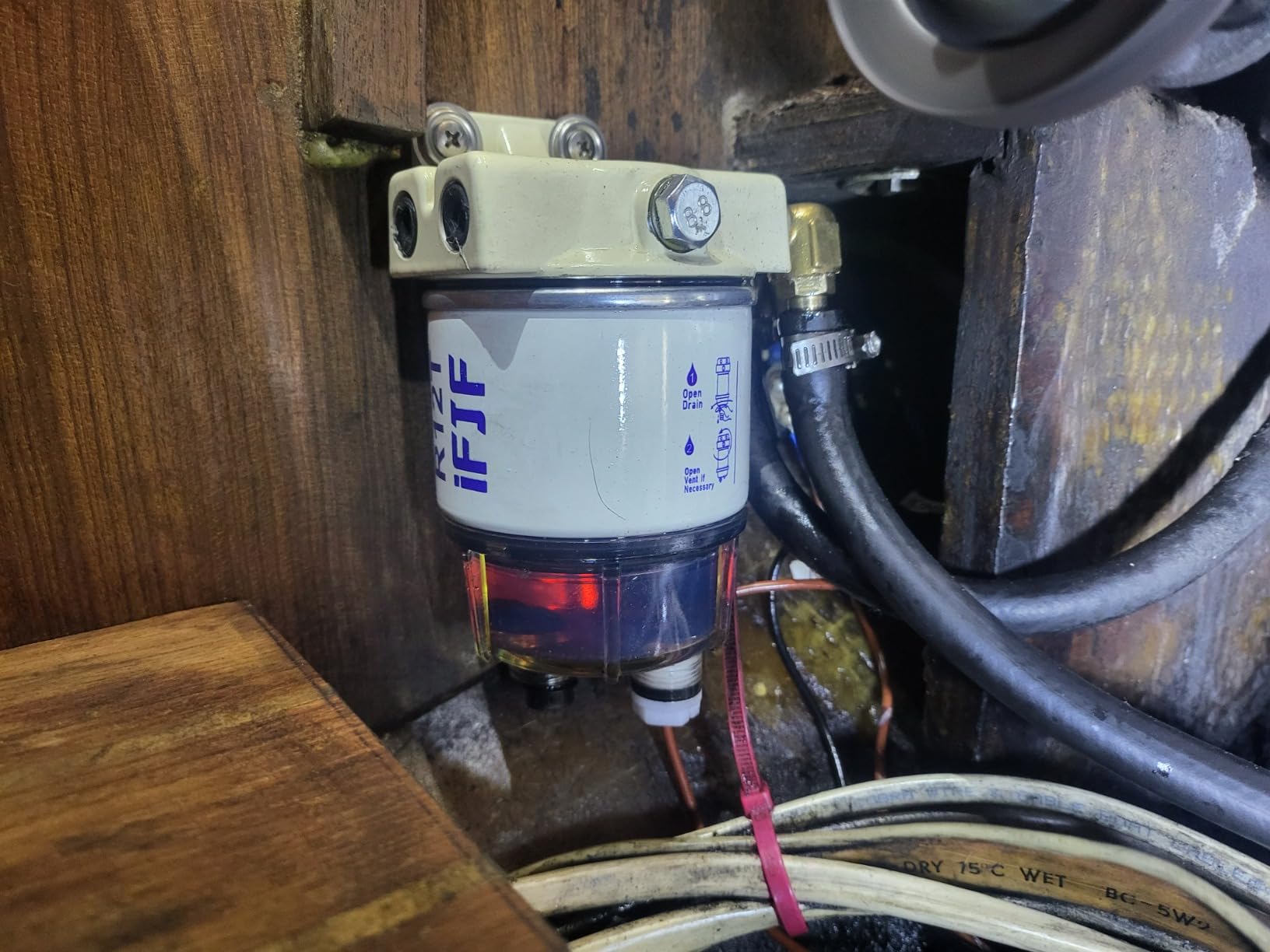 iFJF R12T Fuel Water Separator Marine Assembly 10 Micron Diesel Engine customer photo 1