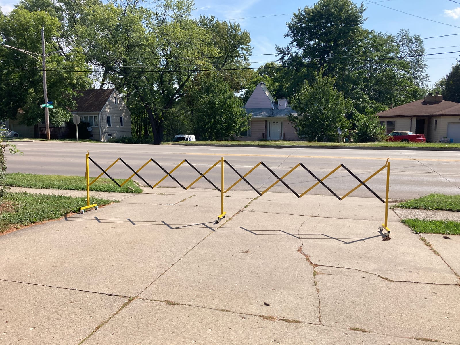 Trafford Industrial Expandable Metal Barricade, 11-Ft Yellow/Black Gate customer photo 1