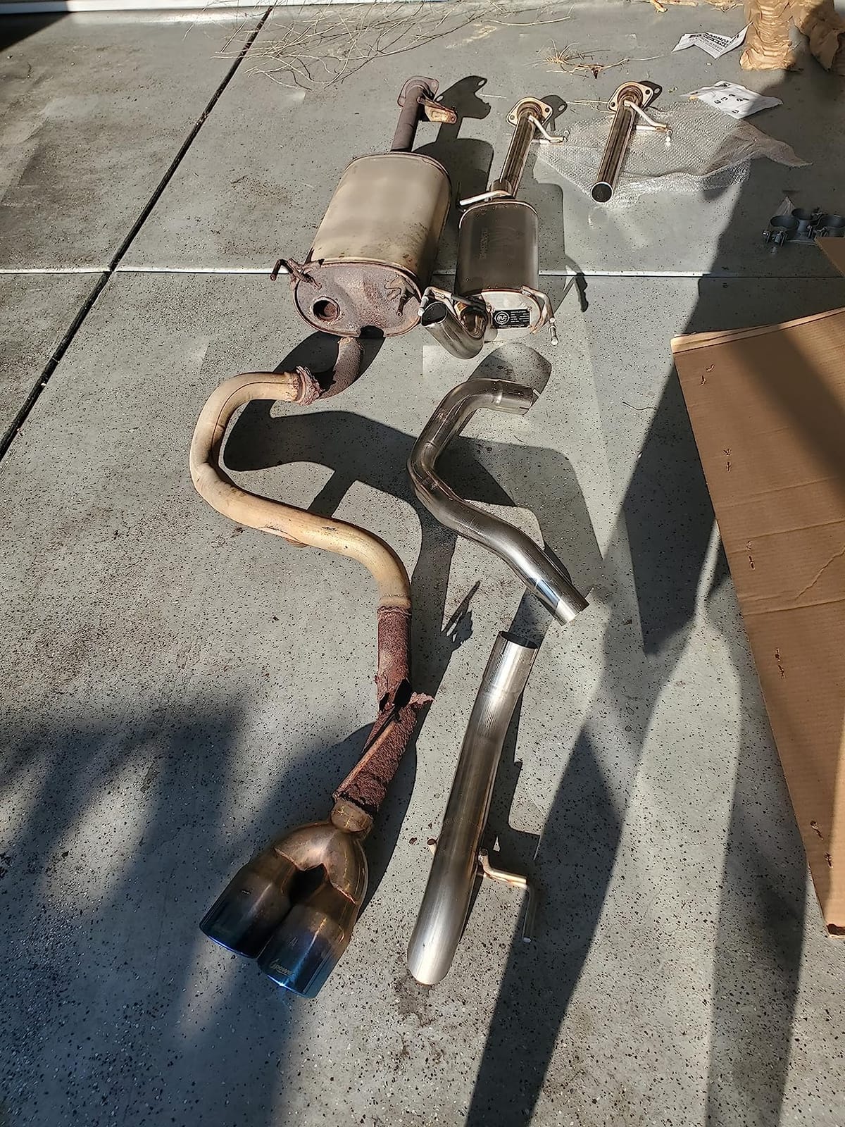MagnaFlow Performance Cat-Back Exhaust System Kit 19544 | Overland Series, Single Passenger Side Rear Exit, Fits Select Lexus GX470, Lexus GX460, Toyota 4Runner customer photo 2