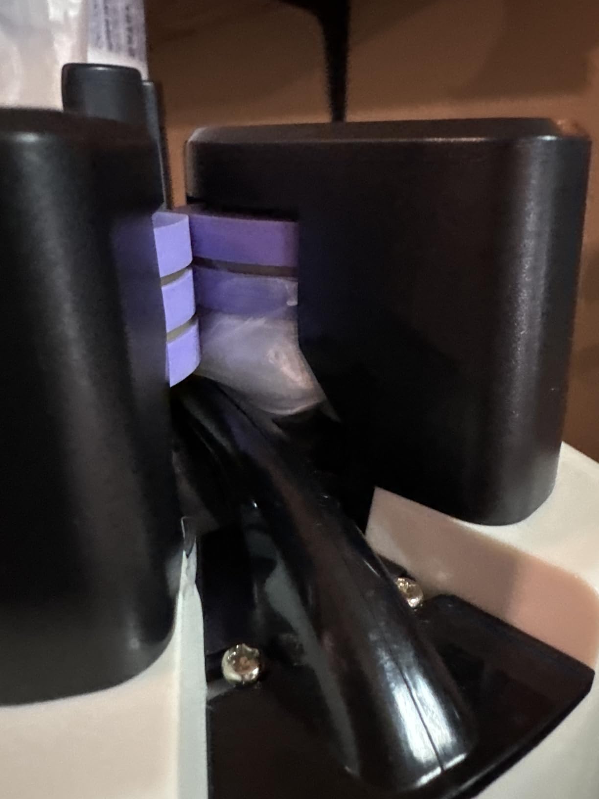 YE300 Air Cushion Machine for Package Shipment Protection, White customer photo 2
