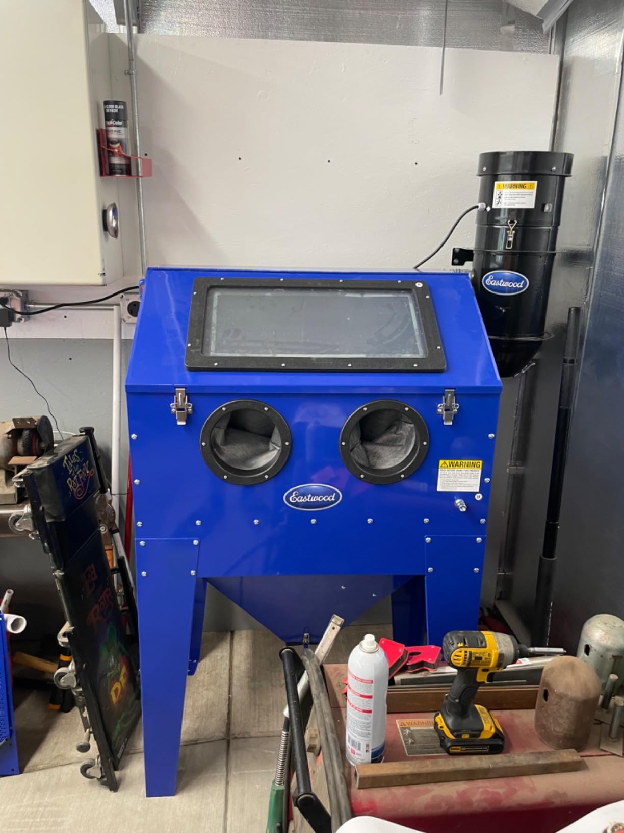 Eastwood B60 Sand Blasting Cabinet | Steel Sand Media Blaster Cabinet Kit | for Paint Removal, Metal Restoration, Rust Removal, Sandblasting | Holds Up to 120 Lbs of Abrasive Media customer photo 2
