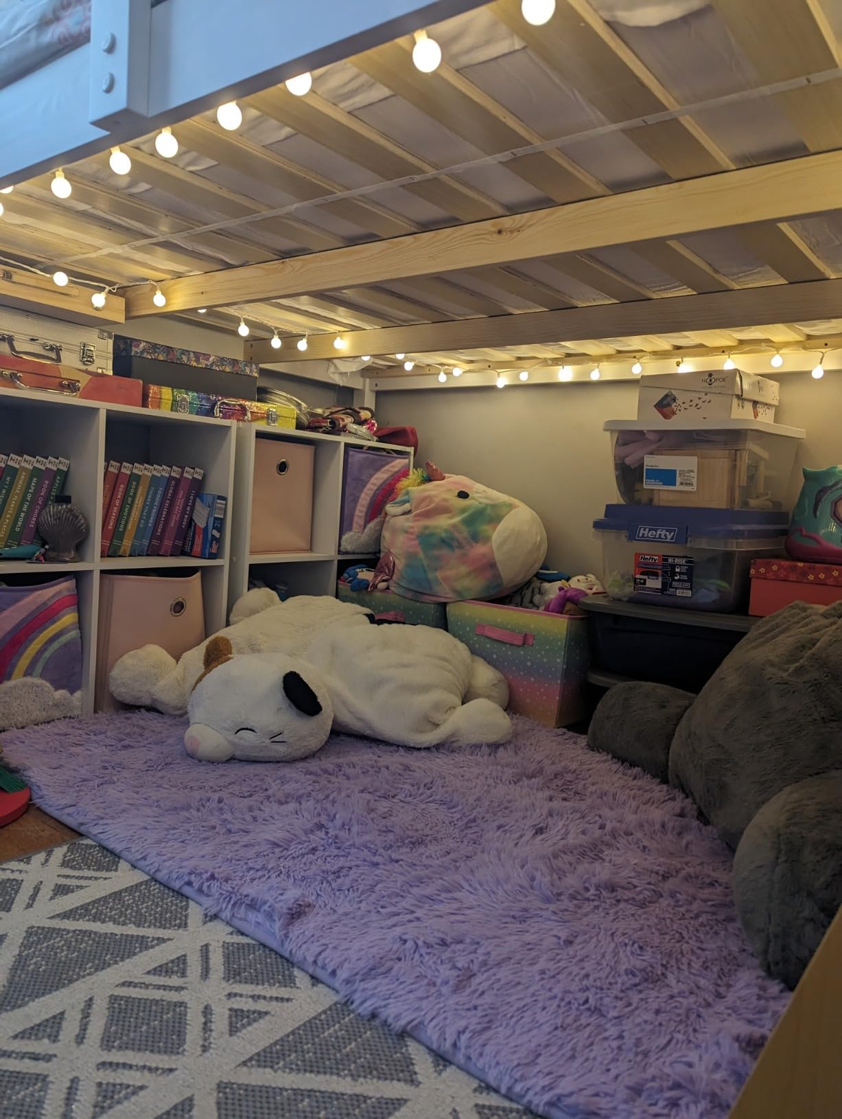 VINGLI Junior Low Loft Bed with Stairs, White Wood Loft Bed Full Size for Adults, Kids and Young Teens, No Box Spring Required,Wood Slat Support customer photo 1