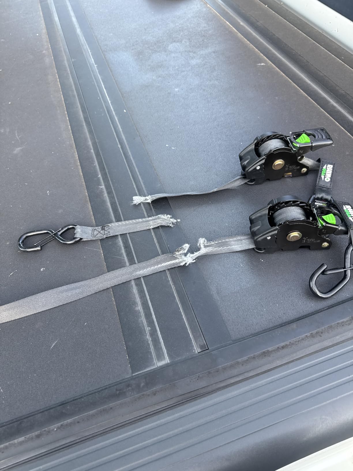 Rhino USA Retractable Ratchet Straps (4-Pack) - 1in x 10ft, Black customer photo 2