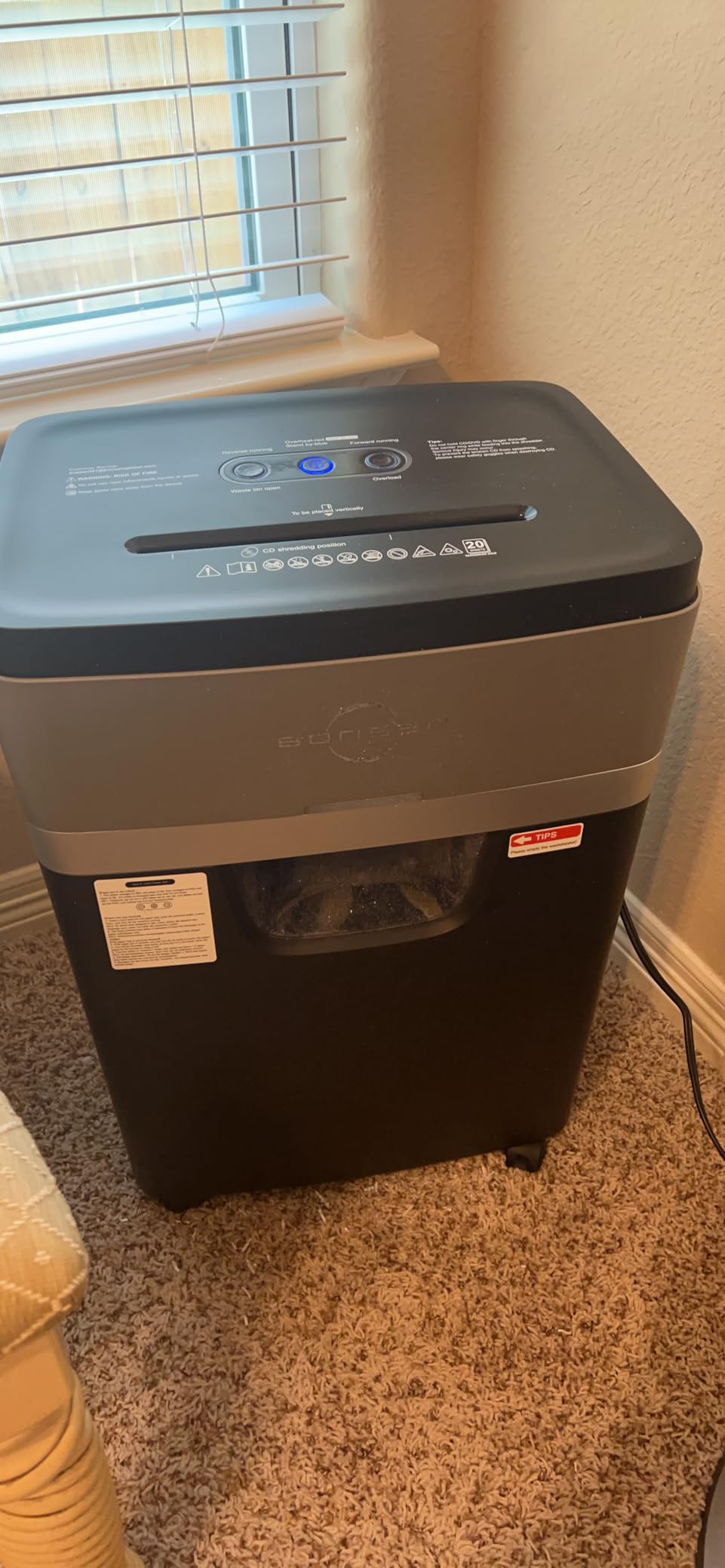 BONSEN 20-Sheet Cross-Cut P-4 High Security Heavy Duty Paper Shredder customer photo 2