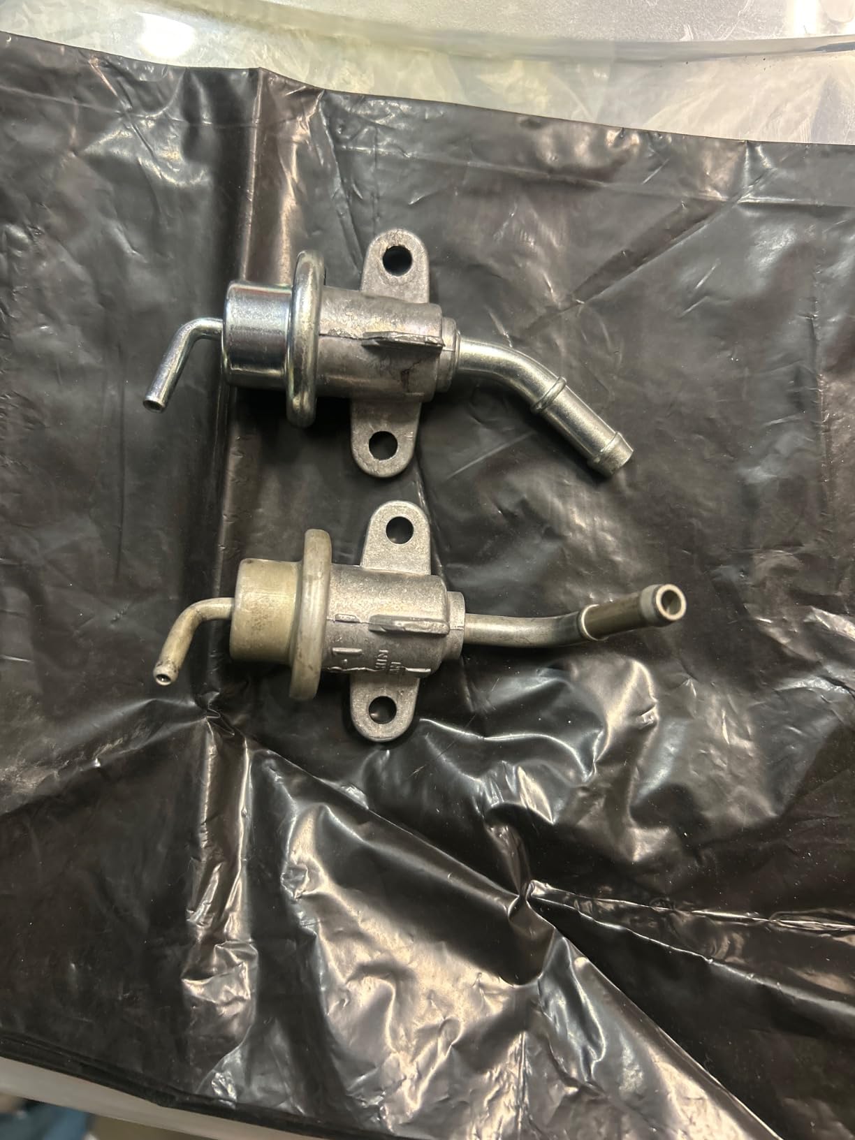 HiSport Fuel Injection Pressure Regulator - Kit with Clip and Snap Ring Replacecment for Buick for Cadillac for Chevrolet for GMC, 3.8BAR, Replaces 19236428, 2173299 customer photo 2