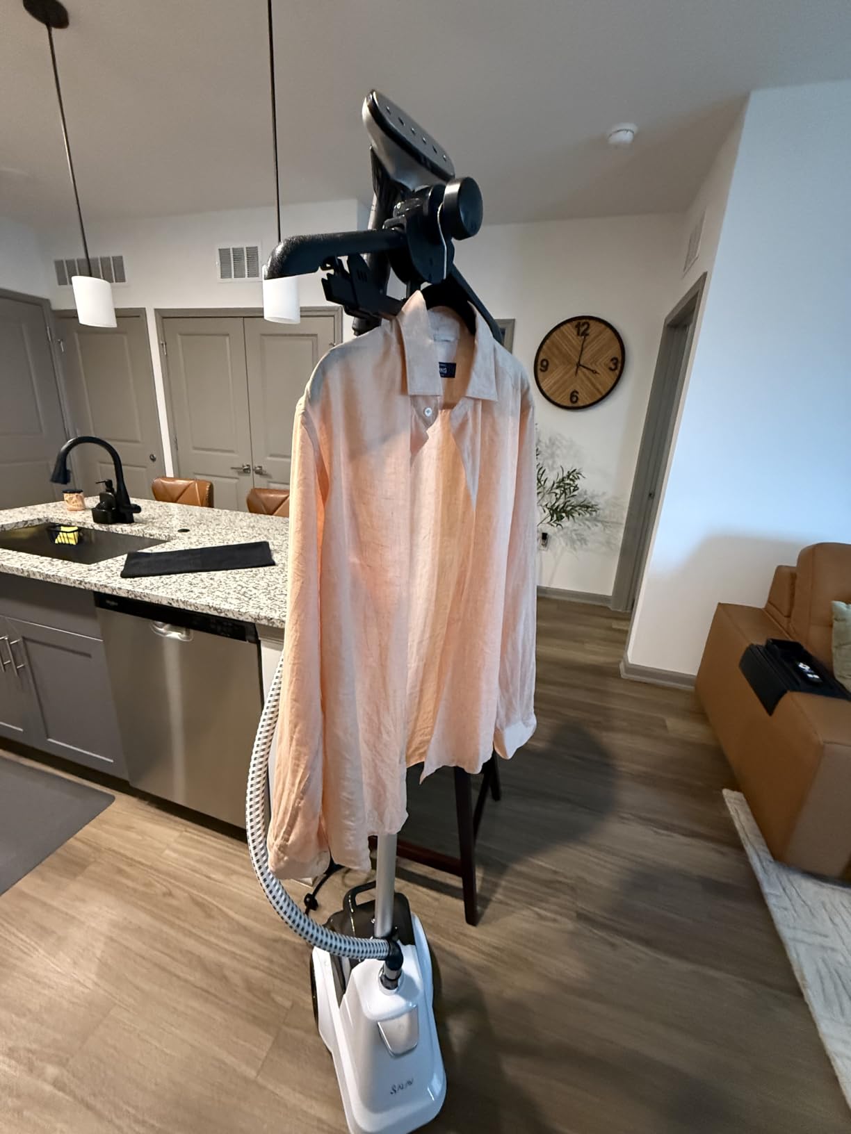 SALAV Heavy Duty Commercial Full-Size Garment Steamer with Foot Pedals and Extra Large 3L (101.5 oz) Water Tank, 1800 watts, 90+min of Continuous Steam (White) customer photo 1