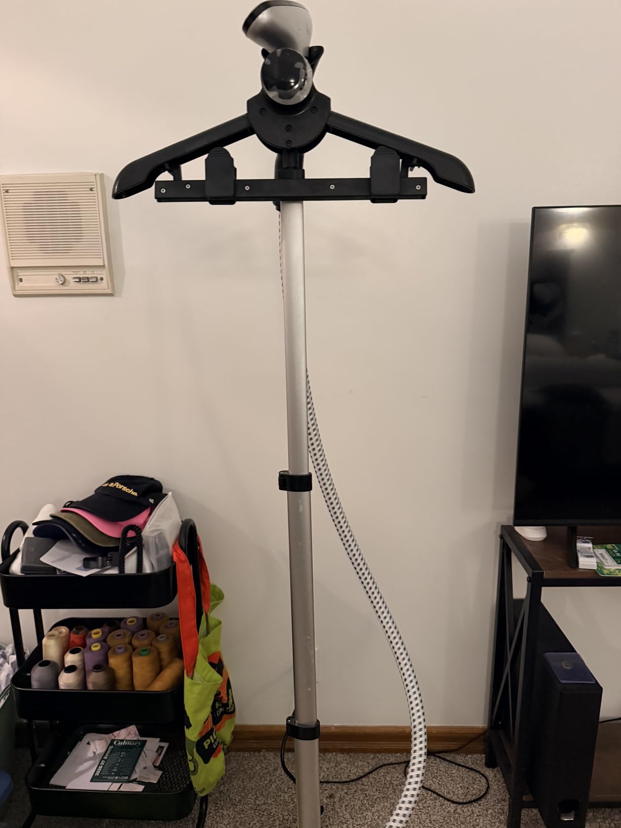 SALAV Heavy Duty Commercial Full-Size Garment Steamer with Foot Pedals and Extra Large 3L (101.5 oz) Water Tank, 1800 watts, 90+min of Continuous Steam (White) customer photo 2