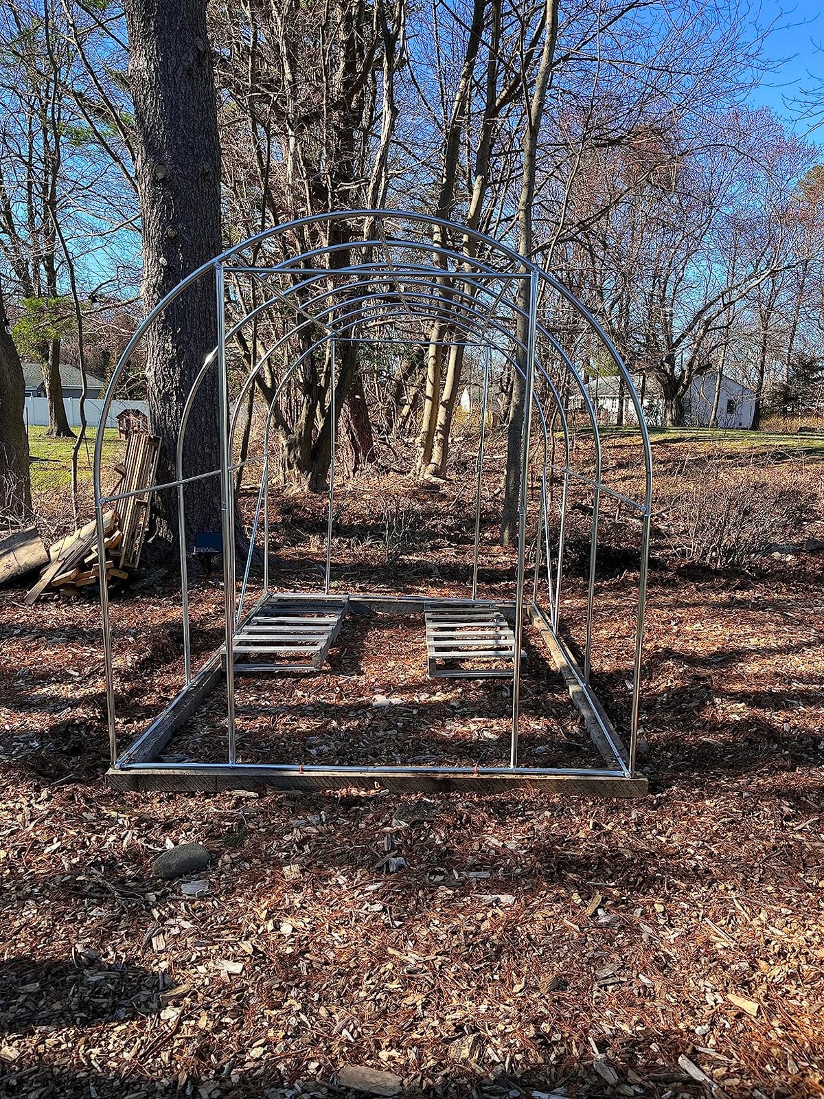 Outsunny 9.7' x 6.5' x 6.5' Walk-in Tunnel Greenhouse Zipper Doors White customer photo 1