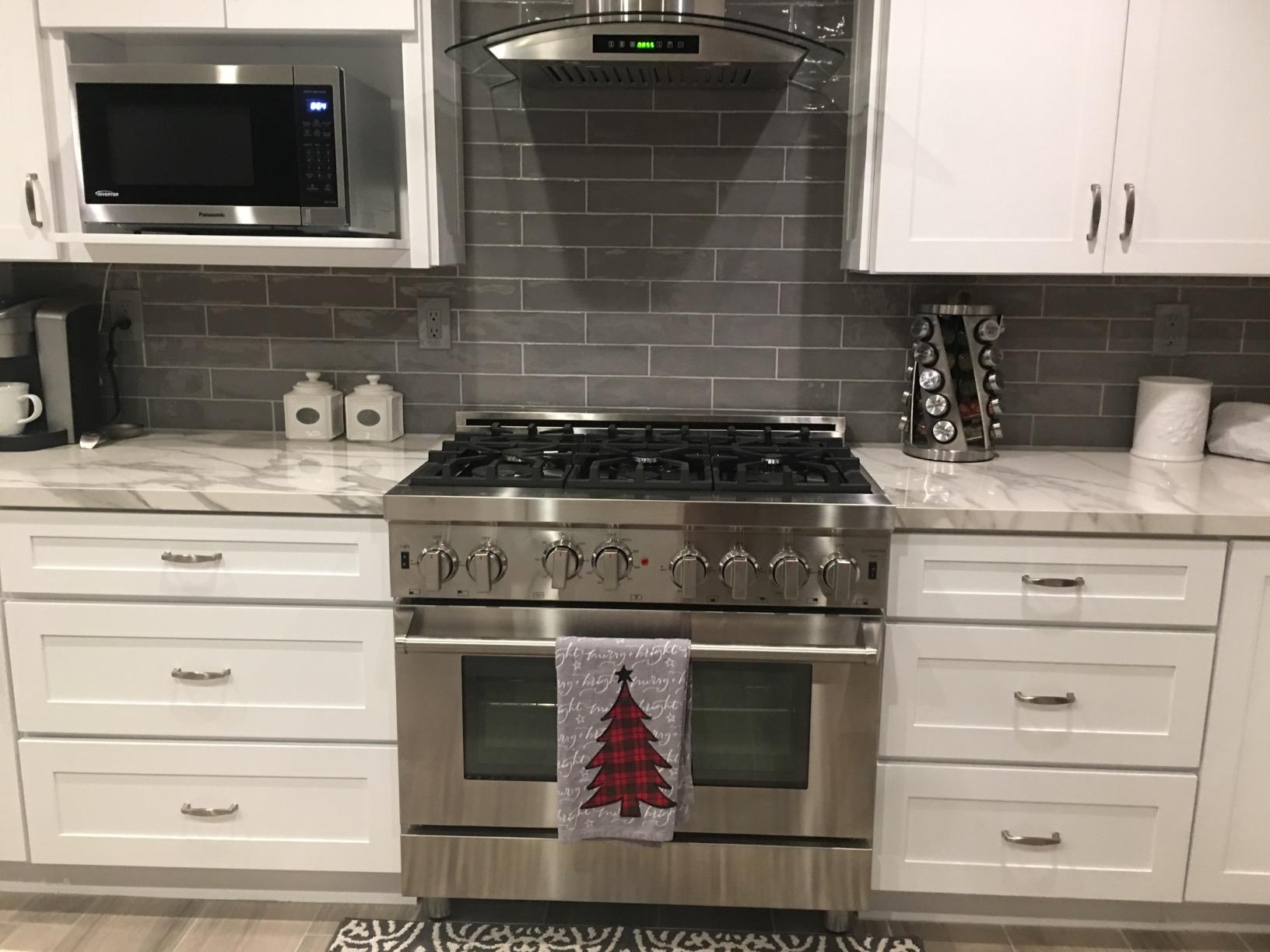 48 in. Vista Coll 6.6 cu ft 8 Burner Double Oven Gas Range, Stainless Steel | Cosmo COS-GRP486G LED Light Panel, Cast Iron Grates, Auto Re-Ignition, Griddle Attachment, Liquid Propane Convertible customer photo 2